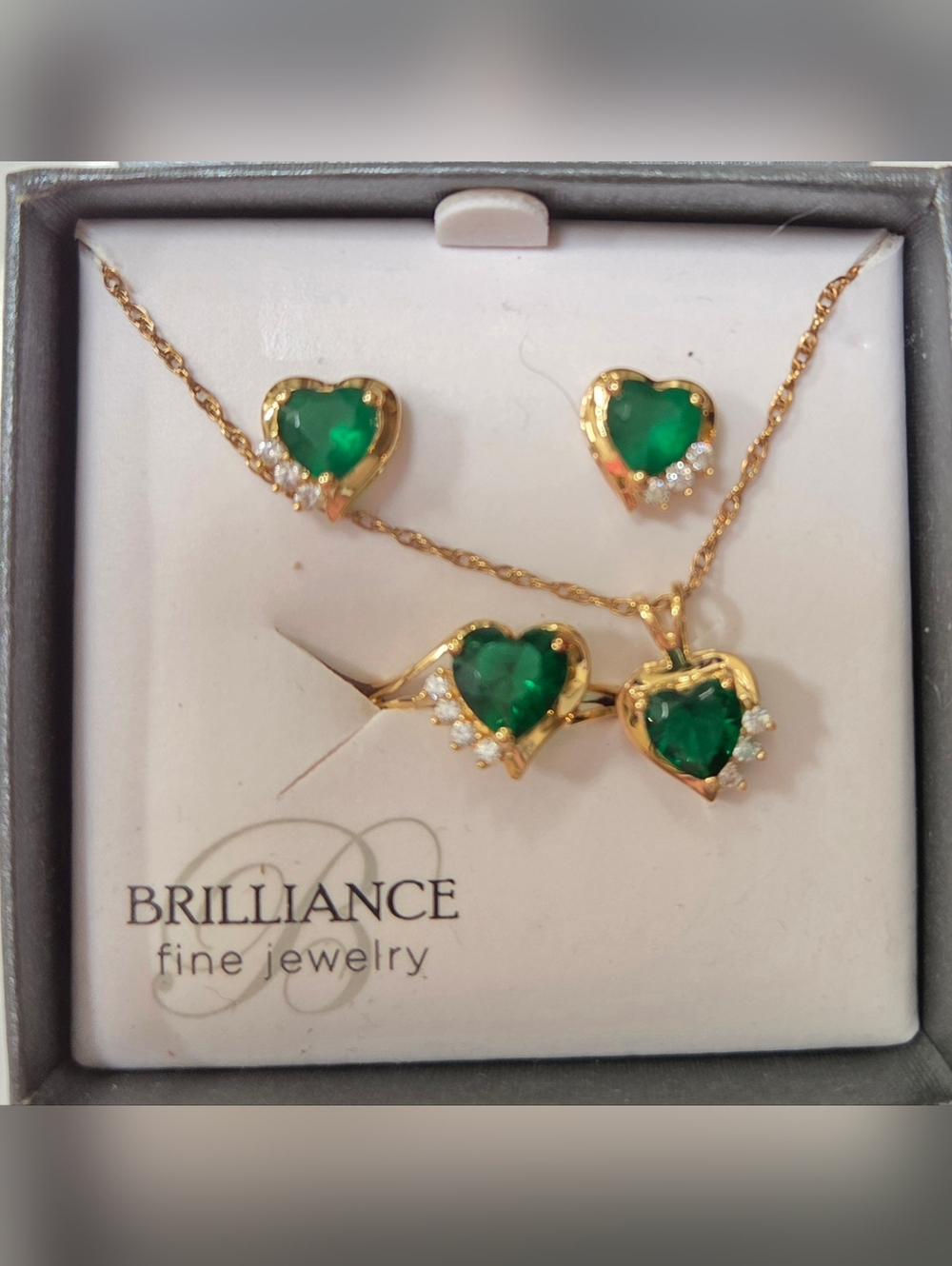 NIB Jewelry Set